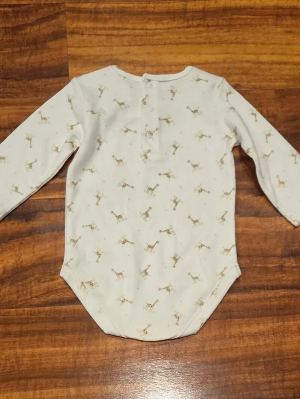 Janie and Jack NWT/GUC 0-3 Months Giraffe Bodysuit, Knit Hat, Reversible Blanket